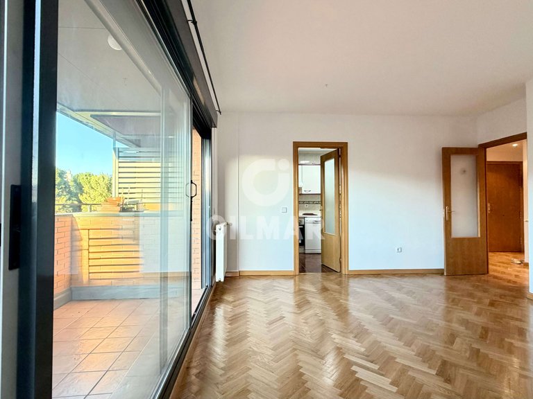 Apartment for Rent in Madrid, Madrid 18