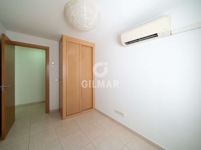 Apartment for Sale in Madrid, Madrid 11