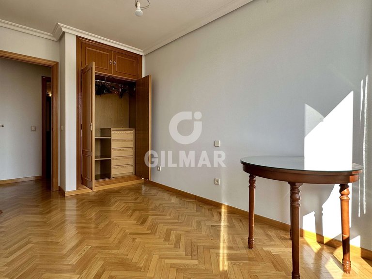 Apartment for Rent in Madrid, Madrid 8