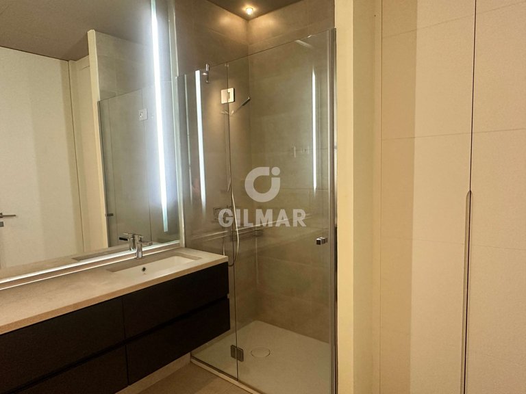 Apartment for Rent in Madrid, Madrid 19