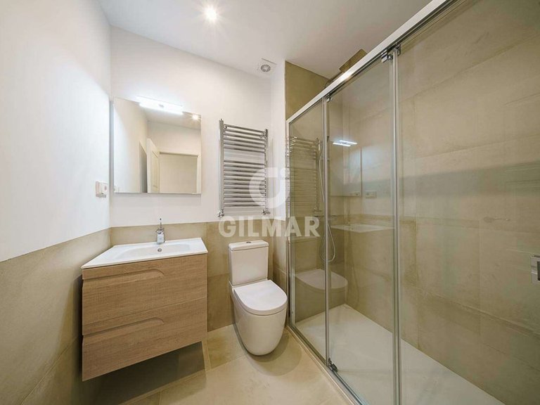 Apartment for Rent in Madrid, Madrid 13