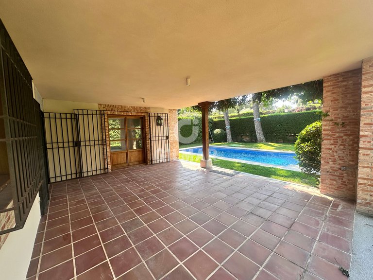 Villa for Rent in Madrid, Madrid 5