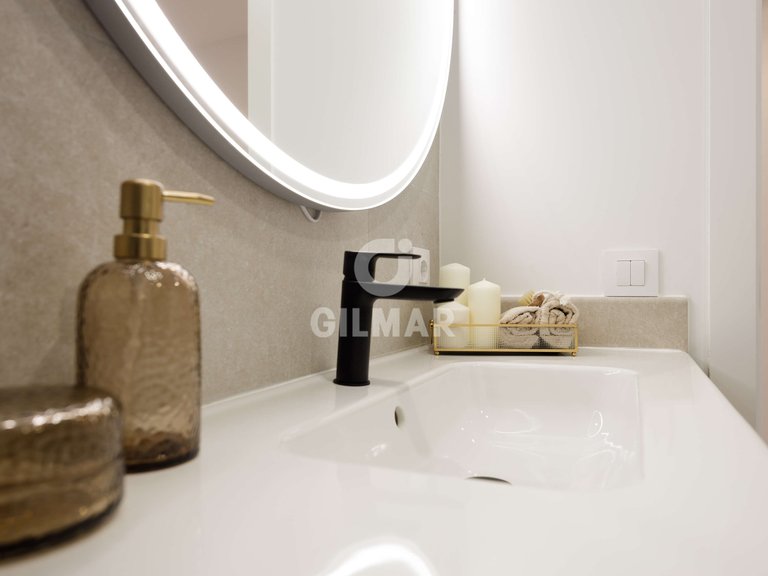 Apartment for Sale in Madrid, Madrid 43