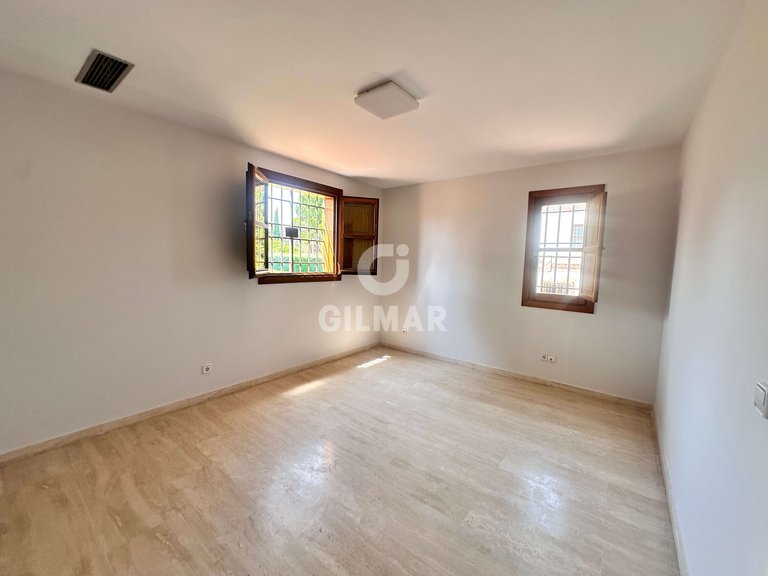 Villa for Rent in Madrid, Madrid 29