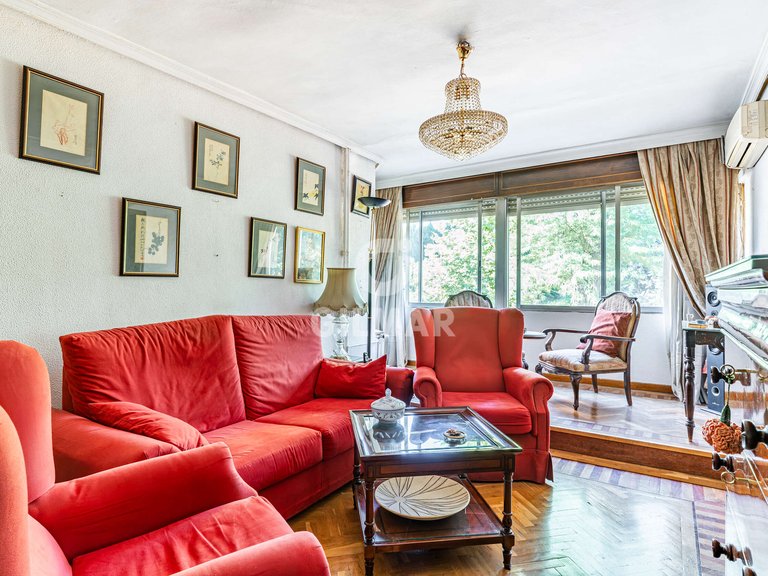 Apartment for Sale in Madrid, Madrid 5
