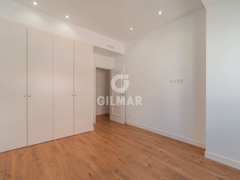 Apartment for Rent in Madrid, Madrid 16