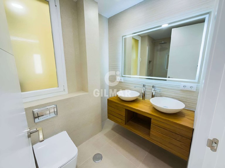 Apartment for Sale in Madrid, Madrid 13
