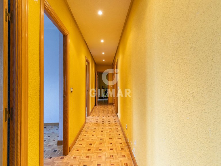 Apartment for Sale in Madrid, Madrid 27
