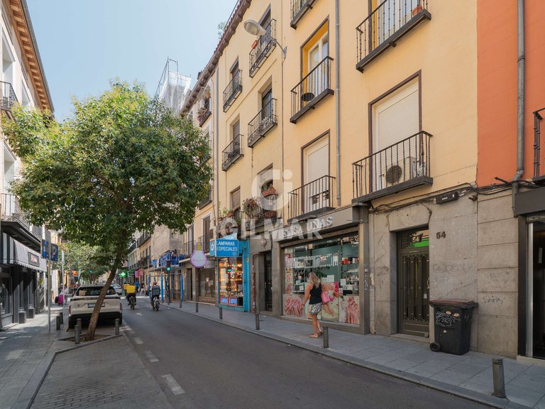Apartment for Sale in Madrid, Madrid 21