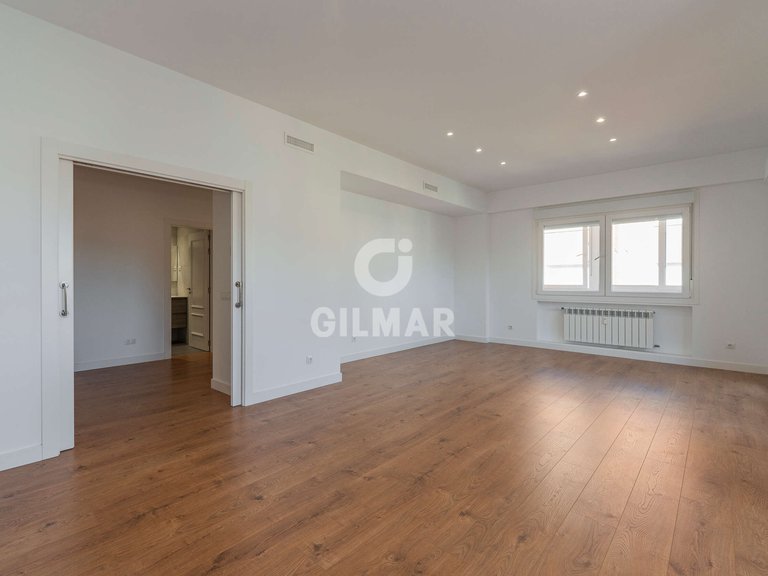 Apartment for Rent in Madrid, Madrid 5