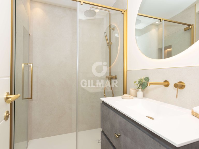 Apartment for Sale in Madrid, Madrid 24