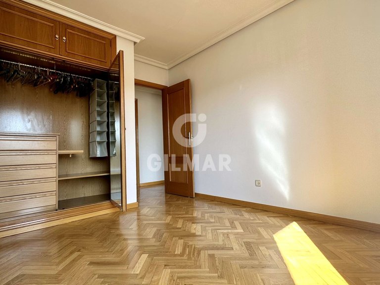 Apartment for Rent in Madrid, Madrid 13