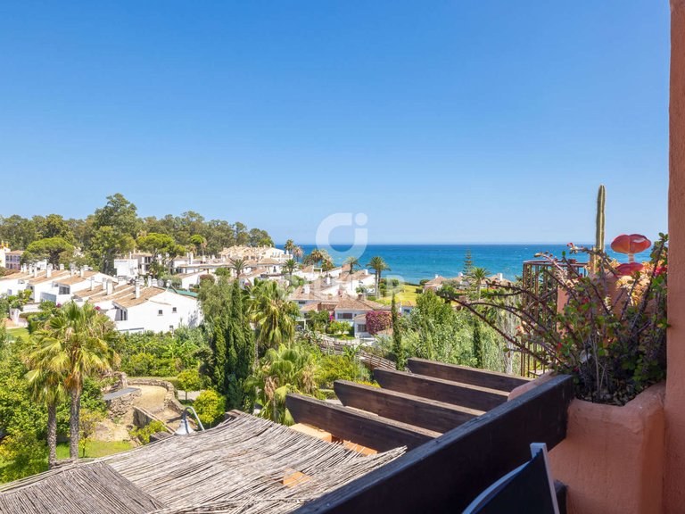 Penthouse for Sale in Estepona, Malaga 17