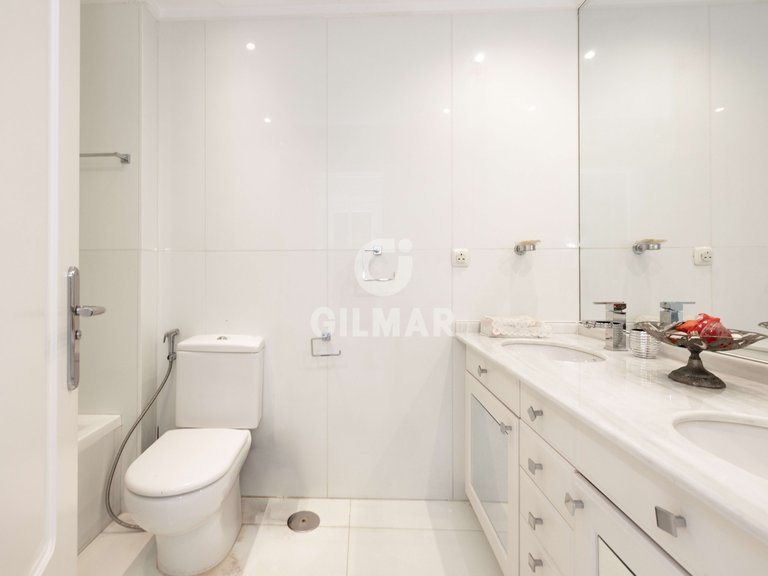 Apartment for Sale in Marbella, Malaga 28