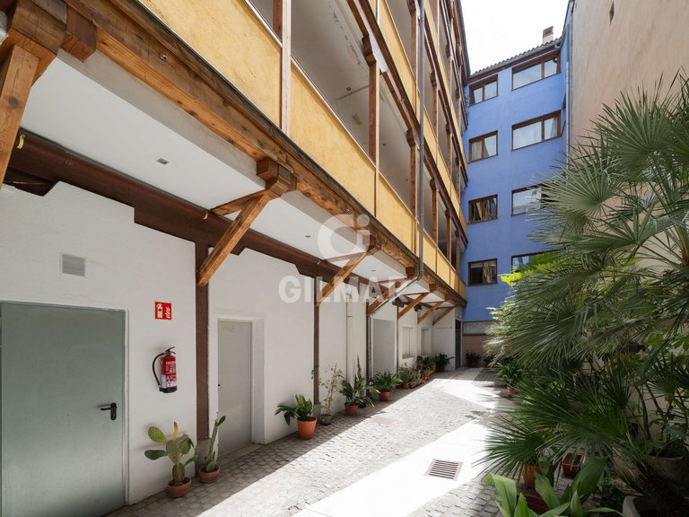 Apartment for Rent in Madrid, Madrid 14