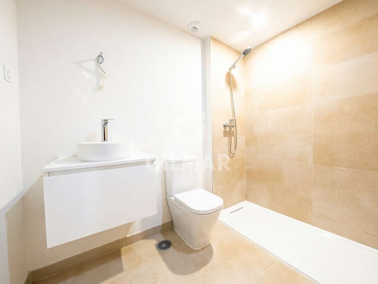 Apartment for Sale in BenalmÁdena, Malaga 5