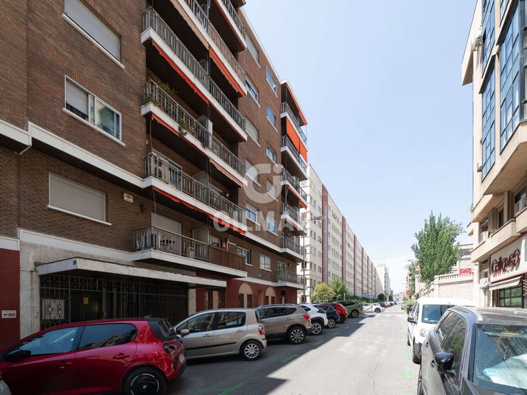 Apartment for Sale in Madrid, Madrid 35