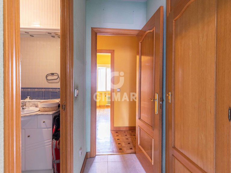 Apartment for Sale in Madrid, Madrid 28