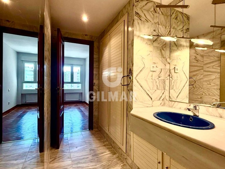 Apartment for Rent in Madrid, Madrid 19