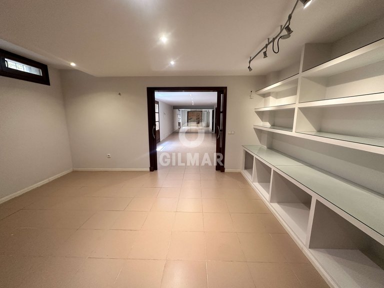 Villa for Rent in Madrid, Madrid 38