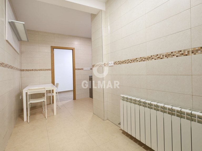 Apartment for Rent in Madrid, Madrid 23