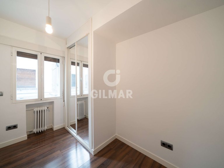 Apartment for Sale in Madrid, Madrid 22
