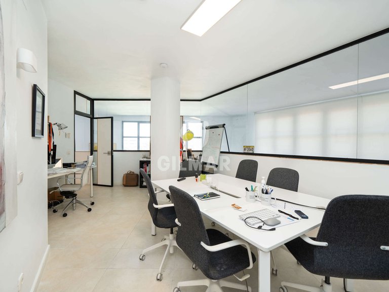 Town House for Sale in Madrid, Madrid 16