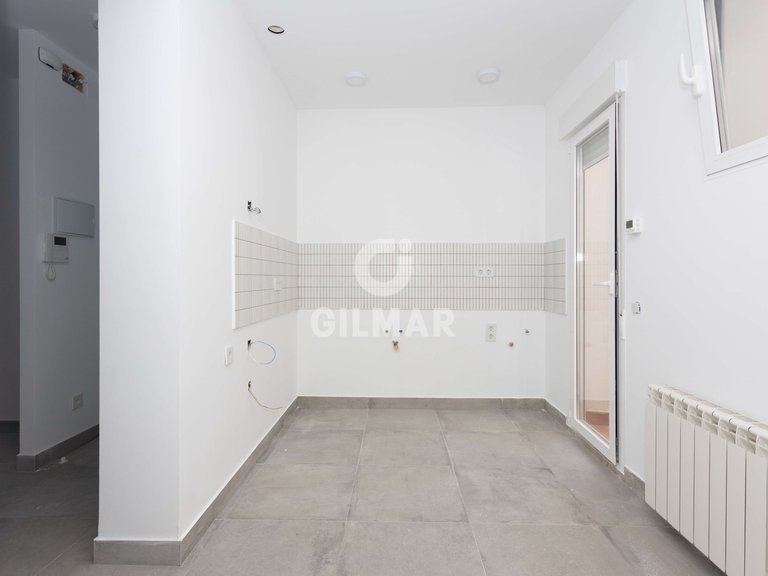 Apartment for Sale in Madrid, Madrid 11