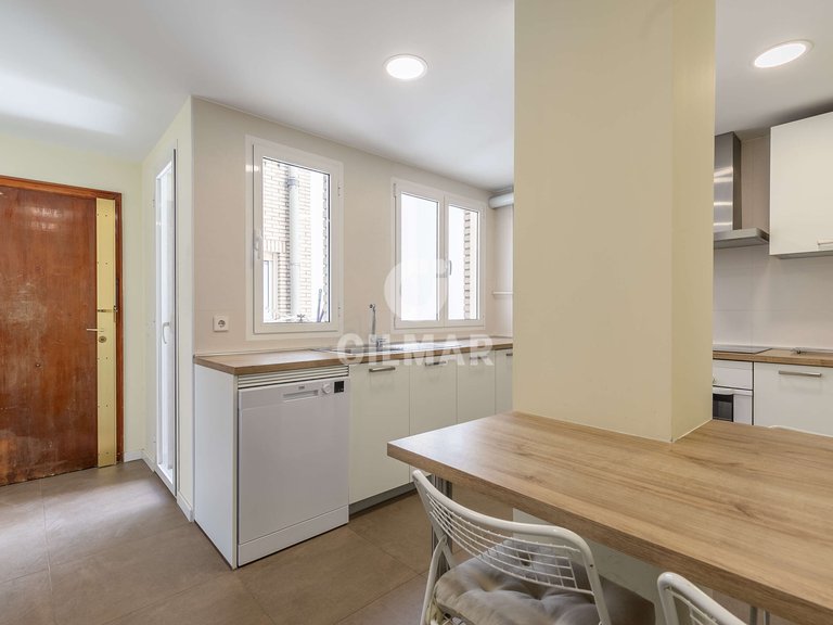 Apartment for Sale in Madrid, Madrid 8