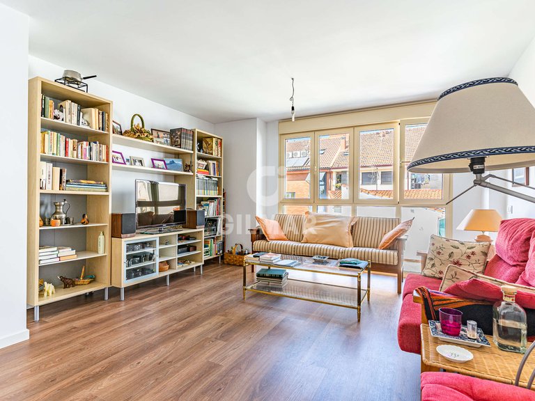 Apartment for Sale in Madrid, Madrid 5