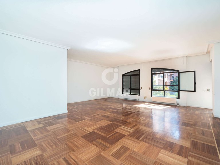 Apartment for Sale in Madrid, Madrid 20
