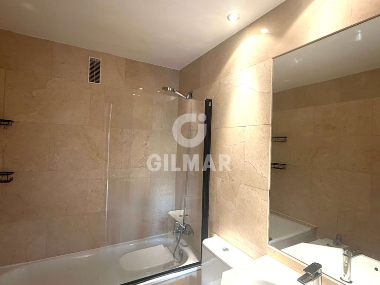 Apartment for Rent in Madrid, Madrid 34