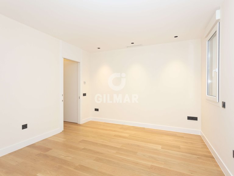 Apartment for Rent in Madrid, Madrid 18