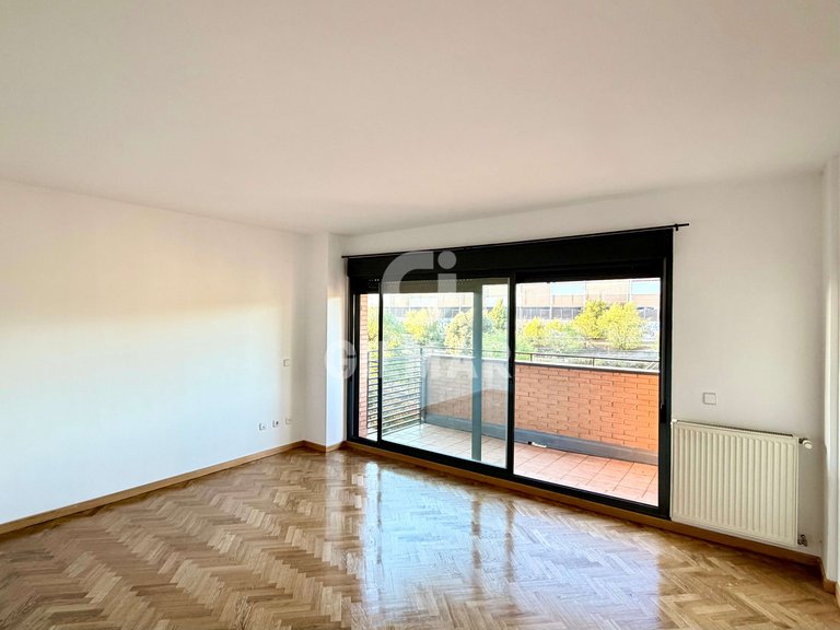 Apartment for Rent in Madrid, Madrid 21