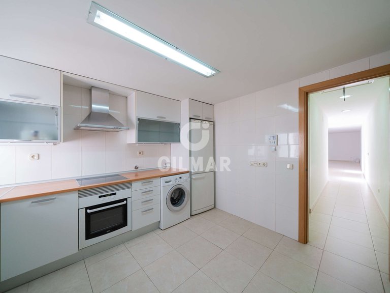 Apartment for Sale in Madrid, Madrid 21