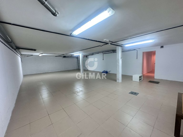 Villa for Rent in Madrid, Madrid 44