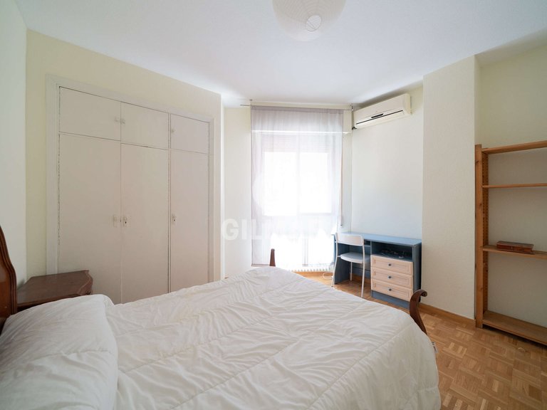 Apartment for Sale in Madrid, Madrid 14