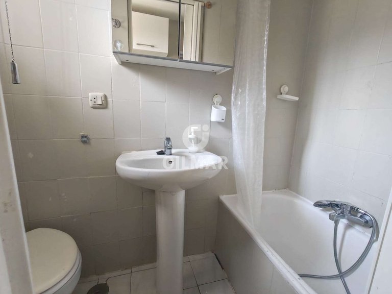 Apartment for Rent in Madrid, Madrid 11