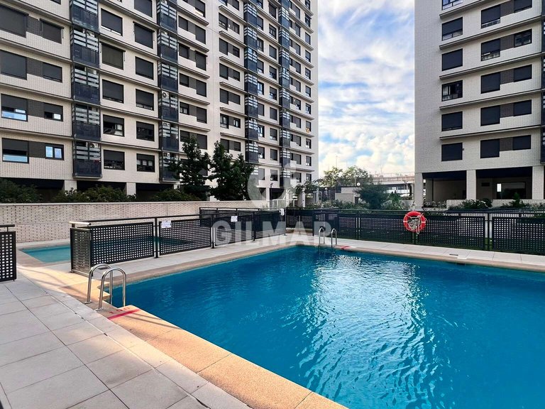 Apartment for Sale in Madrid, Madrid 18