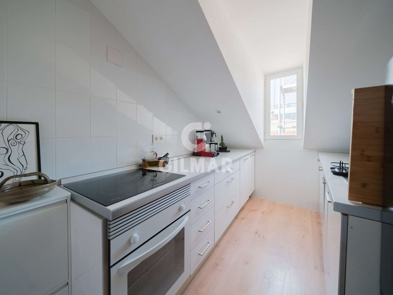 Apartment for Sale in Madrid, Madrid 18