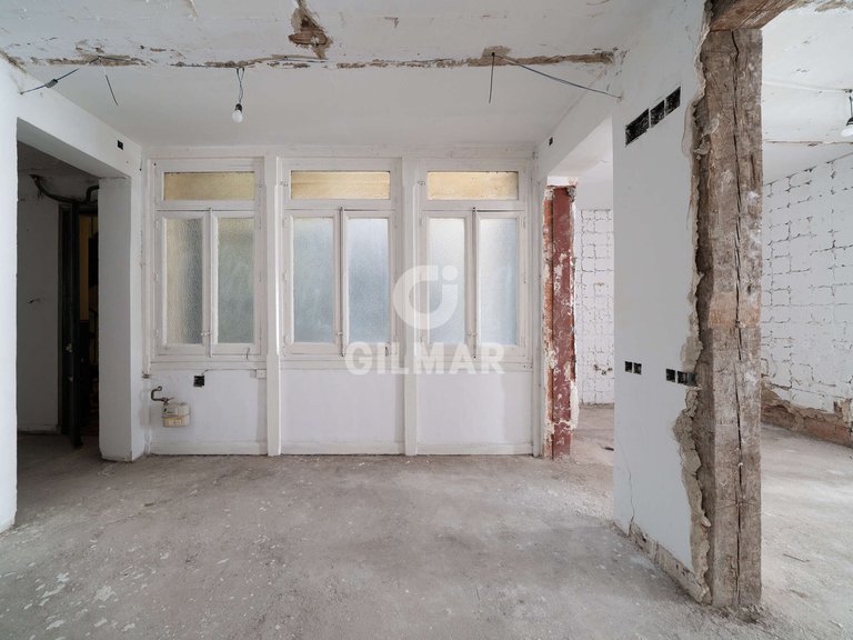 Apartment for Sale in Madrid, Madrid 18
