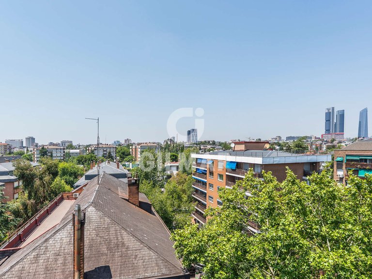 Apartment for Sale in Madrid, Madrid 35