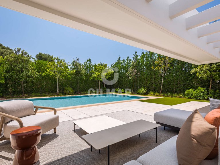 Villa for Sale in Paraiso-barronal, Malaga 11