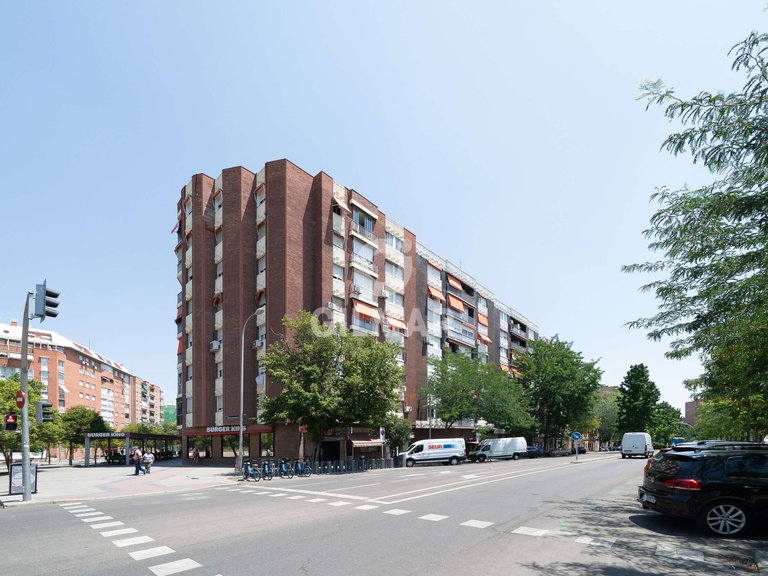 Apartment for Sale in Madrid, Madrid 35