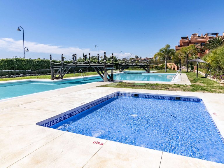 Penthouse for Sale in Estepona, Malaga 32
