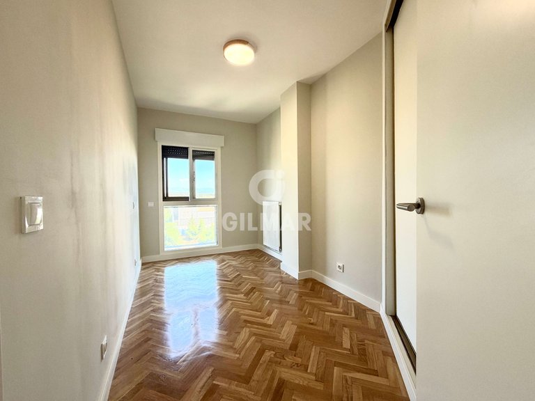 Apartment for Rent in Madrid, Madrid 11