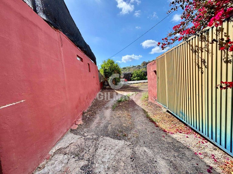 Villa for Sale in AlcalÁ, Tenerife 39