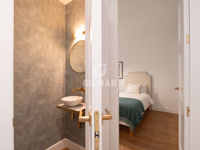 Apartment for Sale in Madrid, Madrid 28