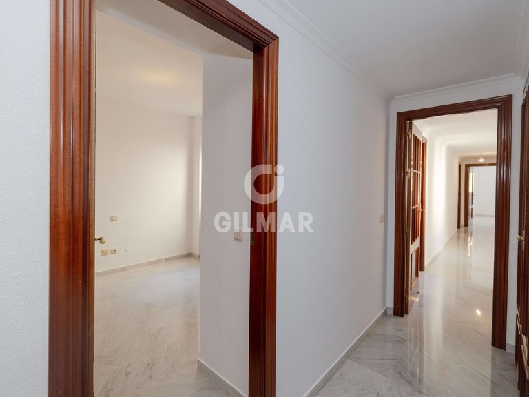Apartment for Sale in MÁlaga, Malaga 28