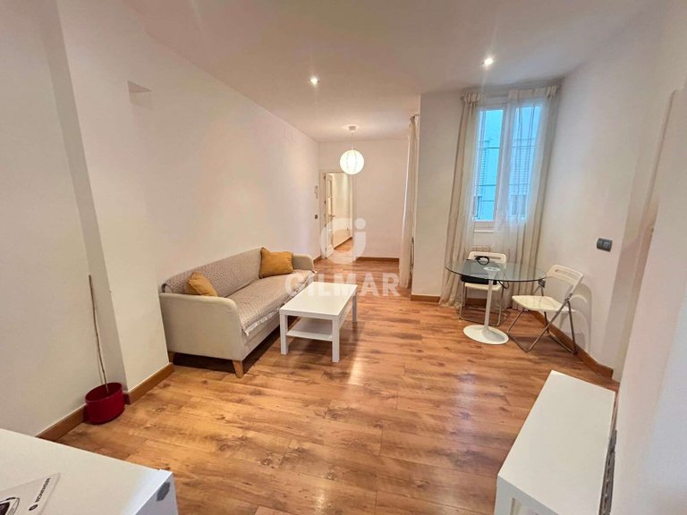 Apartment for Rent in Madrid, Madrid 11